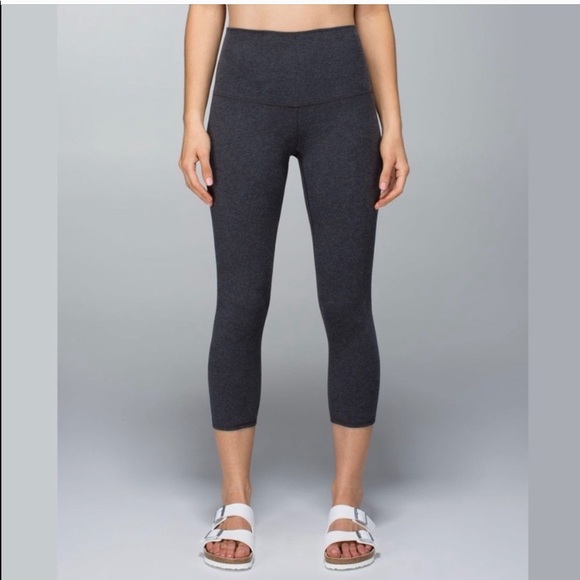 Lululemon High Rise Cotton Wunder Under 6 - Picture 3 of 3